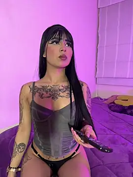 Snapshot of -Brittanny chatting on 25, 7, 2026 -Brittanny online show from 25, 7, 2026