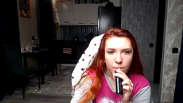 Reginasmilee online show from 20, 3, 2026