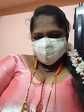 Snapshot of yalini1431 chatting on 11, 7, 2026 yalini1431 online show from 11, 7, 2026