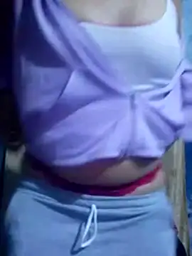 Snapshot of Ema_hony chatting on 9, 7, 2026 Ema hony online show from 9, 7, 2026