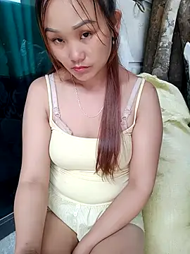 Snapshot of Emma-18h chatting on 28, 7, 2026 Emma-18h online show from 28, 7, 2026