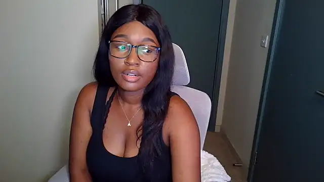 Snapshot of itsanna_b chatting on 2, 7, 2026 itsanna b online show from 2, 7, 2026