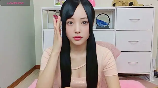 Snapshot of --Akarin-- chatting on 6, 8, 2026 --Akarin-- online show from 6, 8, 2026