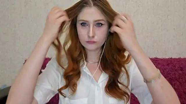 EvaTeaseQueen online show from 25, 6, 2026
