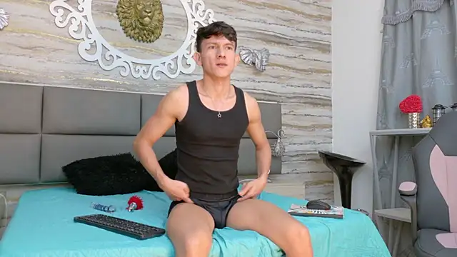 Max silver  online show from 26, 6, 2026