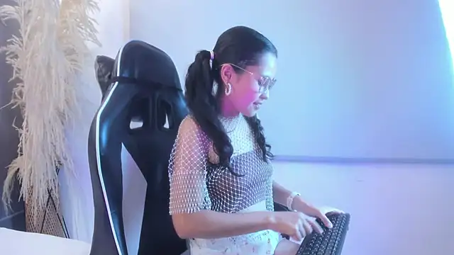 coco hirunkitty online show from 29, 6, 2026