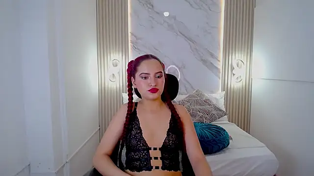 Kimberly Skinny  online show from 2, 7, 2026