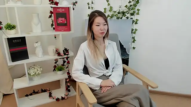 BrynnMammen online show from 27, 6, 2026