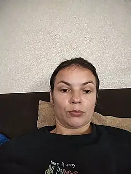 Roxi07972 online show from 30, 6, 2026