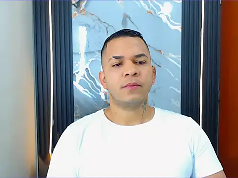 Snapshot of cristhian_gamboa chatting on 10, 7, 2026 cristhian gamboa online show from 10, 7, 2026