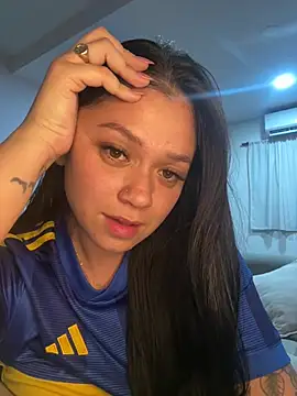 Snapshot of Sarah_miaa chatting on 22, 7, 2026 Sarah miaa online show from 22, 7, 2026