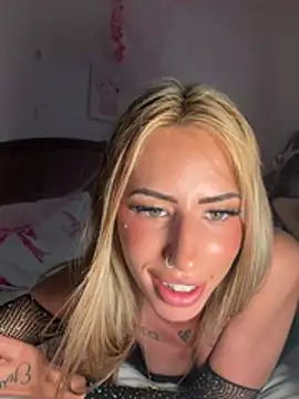 Snapshot of barbieee19 chatting on 20, 7, 2026 barbieee19 online show from 20, 7, 2026