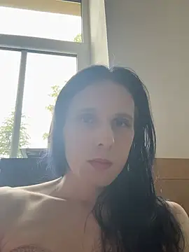 Snapshot of valeriebohm chatting on 1, 7, 2026 valeriebohm online show from 1, 7, 2026