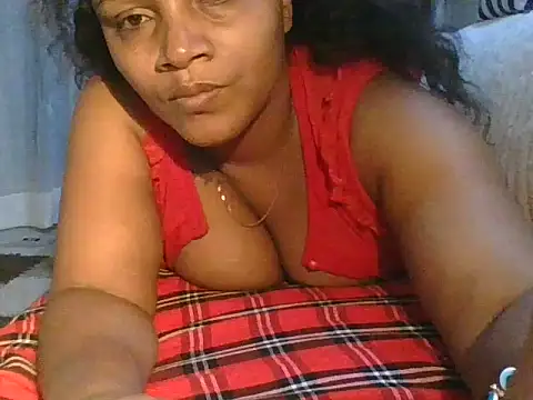 Snapshot of t_ebony chatting on 21, 7, 2026 t ebony online show from 21, 7, 2026