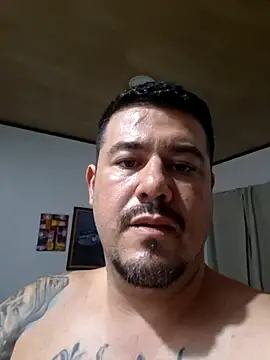 Snapshot of Xacuh chatting on 2, 8, 2026 Xacuh online show from 2, 8, 2026
