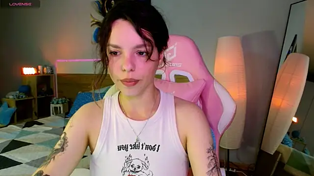 Snapshot of Maya_Campbell chatting on 11, 7, 2026 Maya Campbell online show from 11, 7, 2026