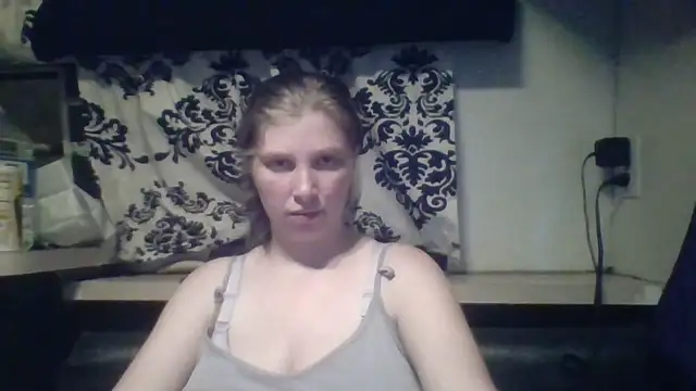 Snapshot of Tits645 chatting on 30, 6, 2026 Tits645 online show from 30, 6, 2026