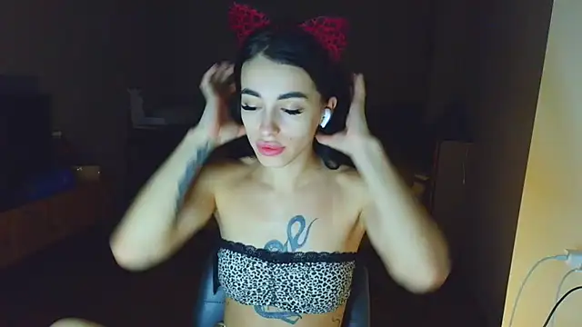 Snapshot of natali_elfie chatting on 3, 7, 2026 natali elfie online show from 3, 7, 2026