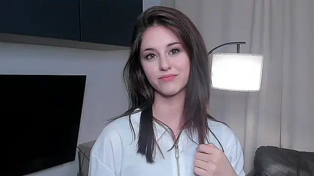 Snapshot of JuleeKnowell chatting on 3, 7, 2026 JuleeKnowell online show from 3, 7, 2026
