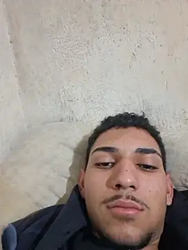 Snapshot of andre_oliver2 chatting on 2, 7, 2026 andre oliver2 online show from 2, 7, 2026