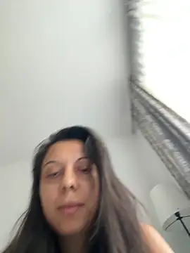 IzyDiamond online show from 2, 7, 2026