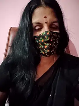 Snapshot of tamil_peenqueen chatting on 7, 7, 2026 tamil peenqueen online show from 7, 7, 2026