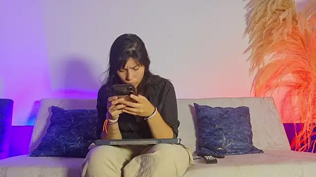 Snapshot of anthonia_soler chatting on 6, 7, 2026 anthonia soler online show from 6, 7, 2026