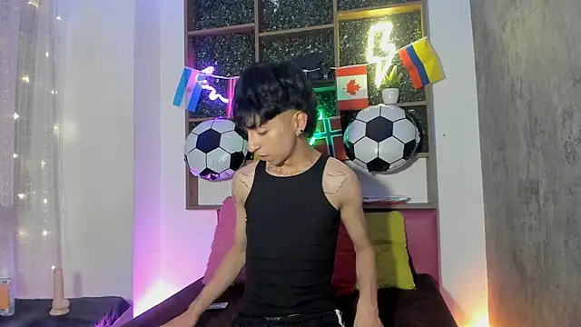 Snapshot of Dominik_lux chatting on 7, 7, 2026 Dominik lux online show from 7, 7, 2026