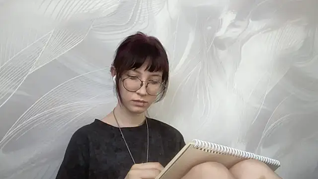 AnnamaeNagase online show from 4, 7, 2026