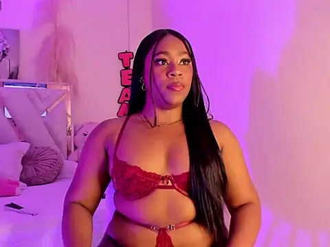 Snapshot of selina_paris chatting on 20, 7, 2026 selina paris online show from 20, 7, 2026