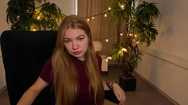 Snapshot of JaylaBrown chatting on 17, 7, 2026 JaylaBrown online show from 17, 7, 2026