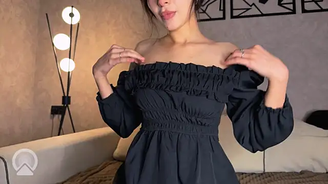Snapshot of neo_moon1 chatting on 5, 7, 2026 neo moon1 online show from 5, 7, 2026
