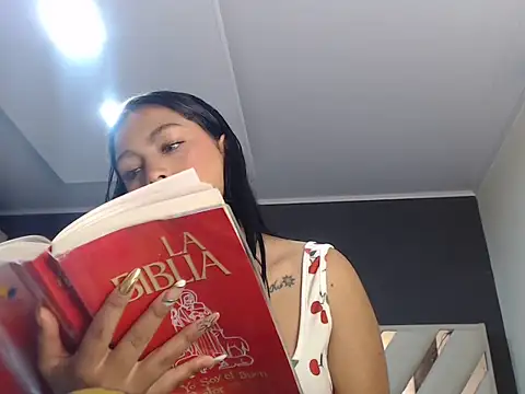 Snapshot of sarajohs chatting on 5, 7, 2026 sarajohs online show from 5, 7, 2026