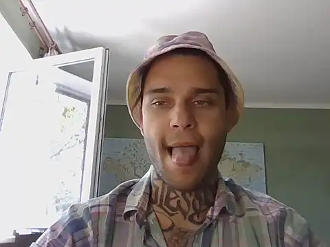 SandyandCharliexxx online show from 13, 7, 2026