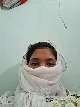 Sexy-pari1 online show from 5, 7, 2026