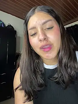 Snapshot of lamarucha_nora chatting on 8, 7, 2026 lamarucha nora online show from 8, 7, 2026