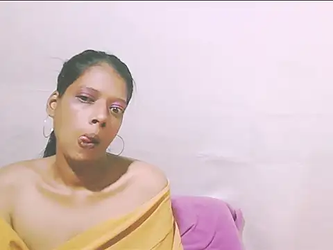 Snapshot of IndianSexyFoxy chatting on 7, 7, 2026 IndianSexyFoxy online show from 7, 7, 2026