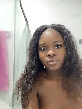 saraacollinsss online show from 9, 7, 2026