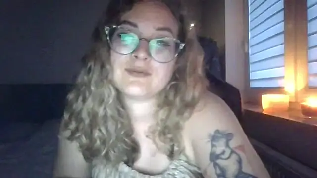 Snapshot of LucyTease chatting on 7, 7, 2026 LucyTease online show from 7, 7, 2026