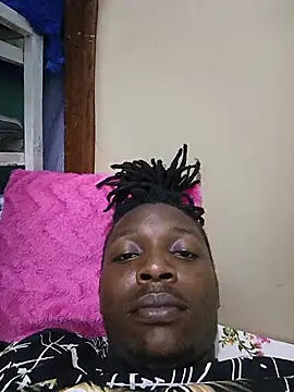 Snapshot of giftelvis254 chatting on 7, 7, 2026 giftelvis254 online show from 7, 7, 2026
