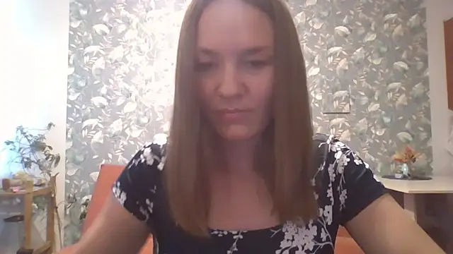 Snapshot of Alice_Fidget chatting on 10, 7, 2026 Alice Fidget online show from 10, 7, 2026