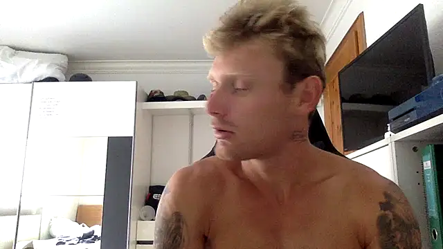 Snapshot of Nakedendurance1994 chatting on 19, 7, 2026 Nakedendurance1994 online show from 19, 7, 2026