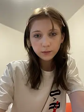 Lia Kim  online show from 31, 7, 2026