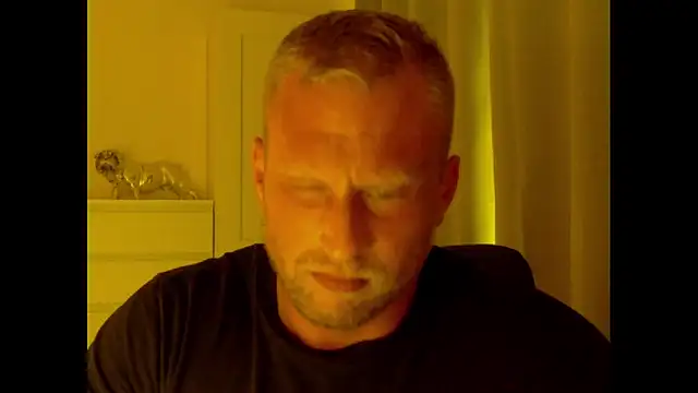 Snapshot of FitMarci chatting on 11, 7, 2026 FitMarci online show from 11, 7, 2026