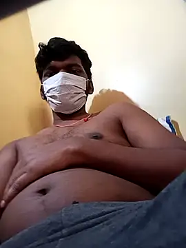 midnight desire guy online show from 17, 7, 2026