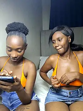 Snapshot of rosyrebel_ chatting on 19, 7, 2026 rosyrebel online show from 19, 7, 2026