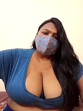 Dragongirl1313 online show from 13, 7, 2026