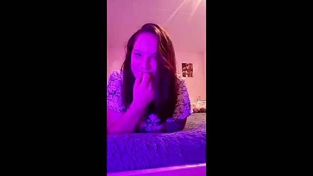 Snapshot of JosphinePriolo chatting on 17, 7, 2026 JosphinePriolo online show from 17, 7, 2026