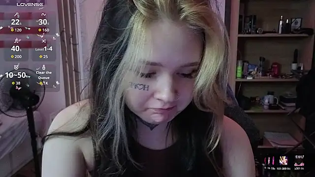 Snapshot of Liaa_Littll chatting on 24, 7, 2026 Liaa Littll online show from 24, 7, 2026