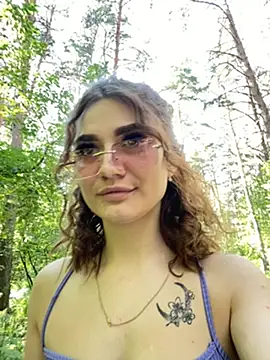 AlexandriaUrquhart online show from 14, 7, 2026